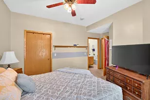 4139 Ruby Ln, Eagan, MN 55122 - Photo 23