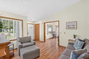 4139 Ruby Ln, Eagan, MN 55122 - Photo 9