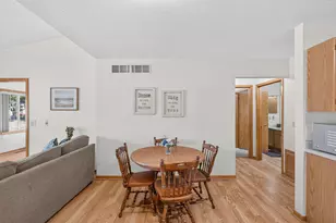 4139 Ruby Ln, Eagan, MN 55122 - Photo 13