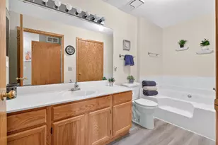 4139 Ruby Ln, Eagan, MN 55122 - Photo 25