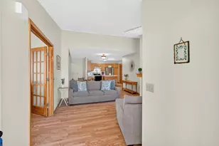 4139 Ruby Ln, Eagan, MN 55122 - Photo 5
