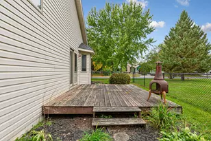 2305 Pepperridge Ln, Northfield, MN 55057 - Photo 5