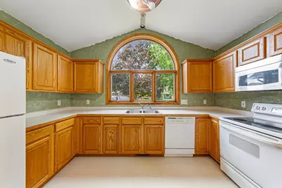 2305 Pepper Ridge Lane, Northfield, MN 55057 - Photo 7