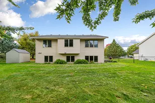 2305 Pepperridge Ln, Northfield, MN 55057 - Photo 3