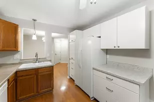 10924 Rhode Island Ave S, Bloomington, MN 55438 - Photo 15