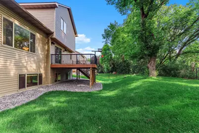 9918 Kiwi Avenue N, Brooklyn Park, MN 55443 - Photo 49
