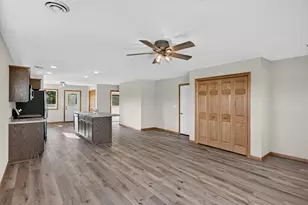 1509 Nokomis St, Alexandria, MN 56308 - Photo 3