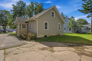 515 12th Ave W, Menomonie, WI 54751 - Photo 3