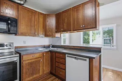 515 12th Avenue W, Menomonie, WI 54751 - Photo 5