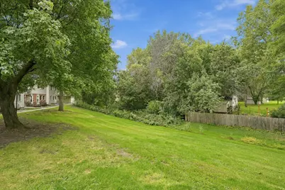 1496 Goodwin Avenue N, Oakdale, MN 55128 - Photo 5