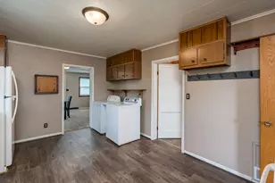 106 W South St, Janesville, MN 56048 - Photo 13