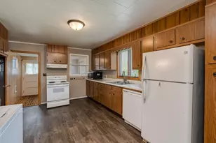 106 W South St, Janesville, MN 56048 - Photo 11