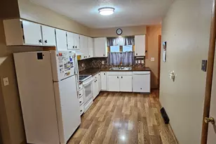 713 S Elm St, Lamberton, MN 56152 - Photo 7