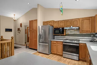 1797 Eldridge Avenue W, Roseville, MN 55113 - Photo 7