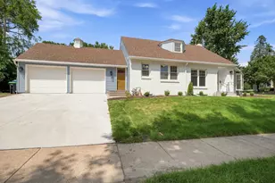 4920 Sunnyside Rd, Edina, MN 55424 - Photo 1