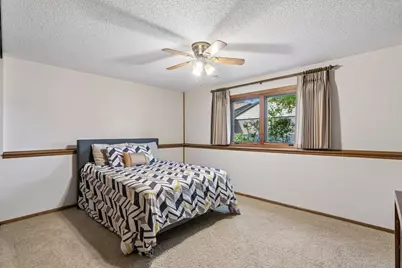 15331 39th Avenue N, Plymouth, MN 55446 - Photo 25