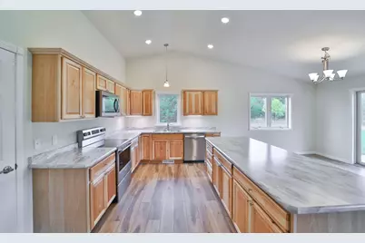 11946 Joneswood Circle, Baxter, MN 56425 - Photo 9