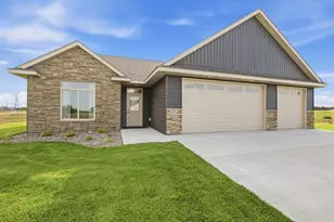 204 57th Ave SE, Saint Cloud, MN 56304 - Photo 1
