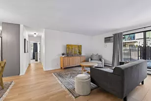 215 Barry Ave S, Wayzata, MN 55391 - Photo 5