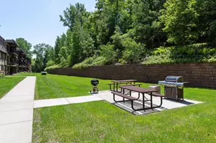215 Barry Ave S, Wayzata, MN 55391 - Photo 41