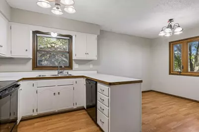 16551 Franklin Trail SE, Prior Lake, MN 55372 - Photo 9