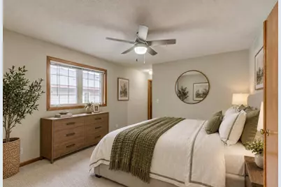 7187 Cahill Avenue, Inver Grove Heights, MN 55076 - Photo 9