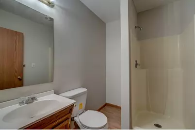 7187 Cahill Avenue, Inver Grove Heights, MN 55076 - Photo 19