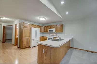 7187 Cahill Avenue, Inver Grove Heights, MN 55076 - Photo 7