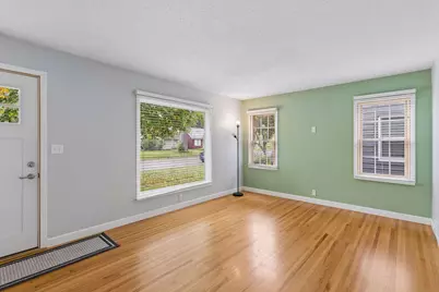 3801 26 1/2 Avenue N, Robbinsdale, MN 55422 - Photo 5