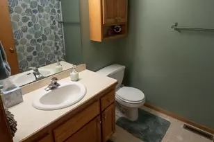 895 Marigold Dr, Cambridge, MN 55008 - Photo 7