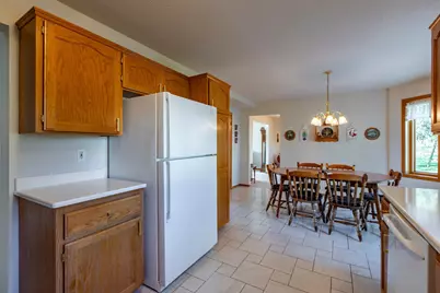 4422 Surrey Lane NW, Rochester, MN 55901 - Photo 9