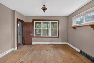 688 Magnolia Ave E, Saint Paul, MN 55106 - Photo 3