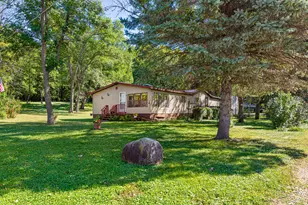 103 Ladd Street W, Kasota, MN 56050 - Photo 1