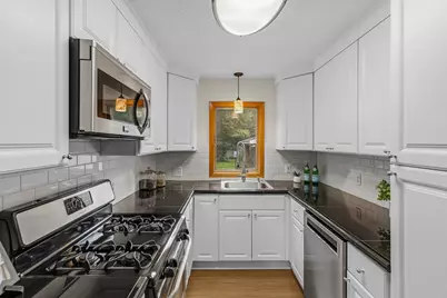 17025 11th Avenue N, Plymouth, MN 55447 - Photo 3