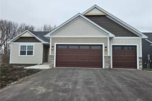 2101 Cobblestone Ct, Cologne, MN 55322 - Photo 1
