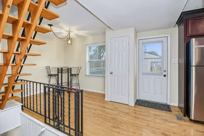 653 4th Avenue S, South Saint Paul, MN 55075 - Photo 9