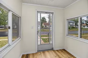 653 4th Ave S, South Saint Paul, MN 55075 - Photo 3