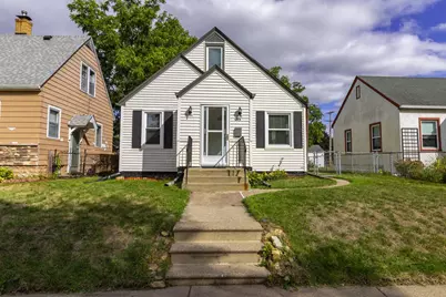 653 4th Avenue S, South Saint Paul, MN 55075 - Photo 1
