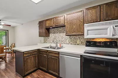 4490 Woodgate Point, Eagan, MN 55122 - Photo 7
