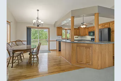 4427 Shetland Place NW, Rochester, MN 55901 - Photo 9
