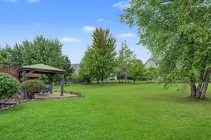 4427 Shetland Pl NW, Rochester, MN 55901 - Photo 33
