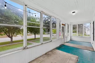706 N Broadway Ave, Le Roy, MN 55951 - Photo 5