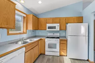 1816 Lupine Dr, Hudson, WI 54016 - Photo 9