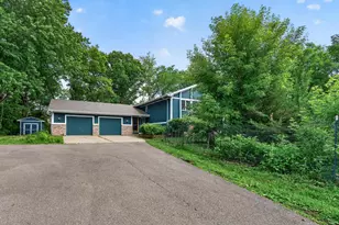 23045 Plateau Dr, Lakeville, MN 55044 - Photo 23