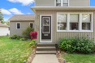 702 S 6th St, Lake City, MN 55041 - Photo 5