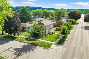 702 S 6th St, Lake City, MN 55041 - Photo 3