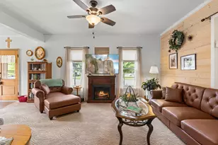 702 S 6th St, Lake City, MN 55041 - Photo 7
