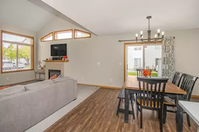 1665 Lexington Lane, Shakopee, MN 55379 - Photo 11