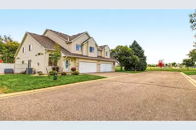 1665 Lexington Lane, Shakopee, MN 55379 - Photo 37