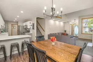 1665 Lexington Ln, Shakopee, MN 55379 - Photo 9